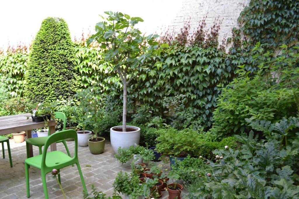 Carriage House In Quiet Ecological Garden Vila Antuérpia Exterior foto