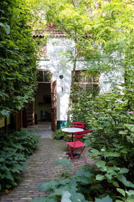 Carriage House In Quiet Ecological Garden Vila Antuérpia Exterior foto